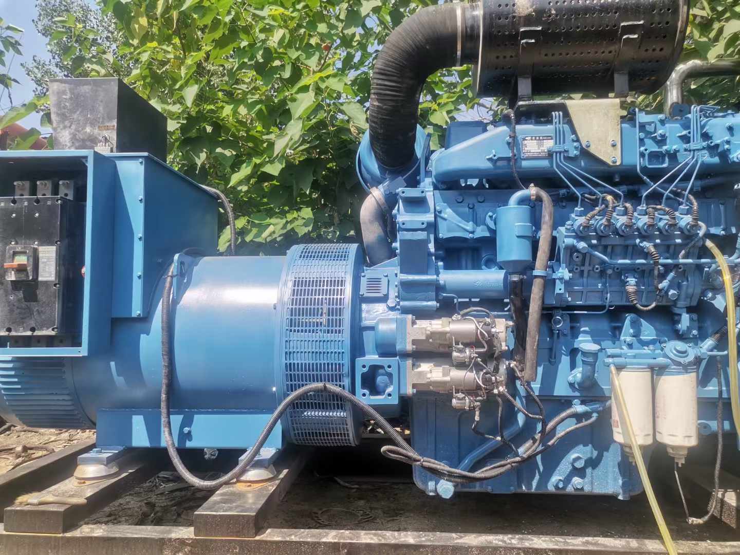 肇源详细说明降低 800kW 柴油发电机输出电流波动的方法